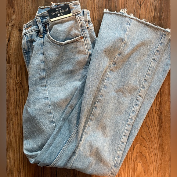 Abercrombie & Fitch Denim - Abercrombie & Fitch 90s Relaxed Jeans
